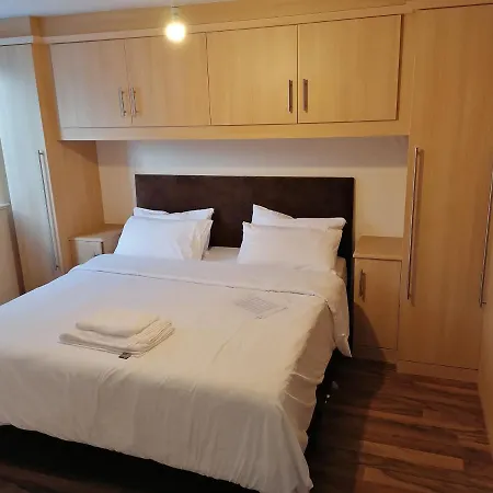 Large House With 3 Bedrooms House, 5 Guests Near City/Manu Stadiums Manchester Exterior photo